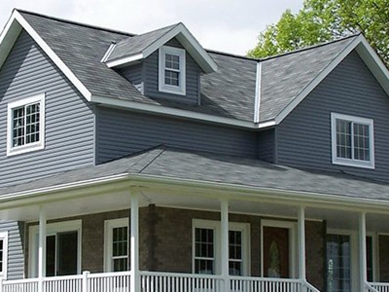 Asphalt shingle roofing system in Western New York
